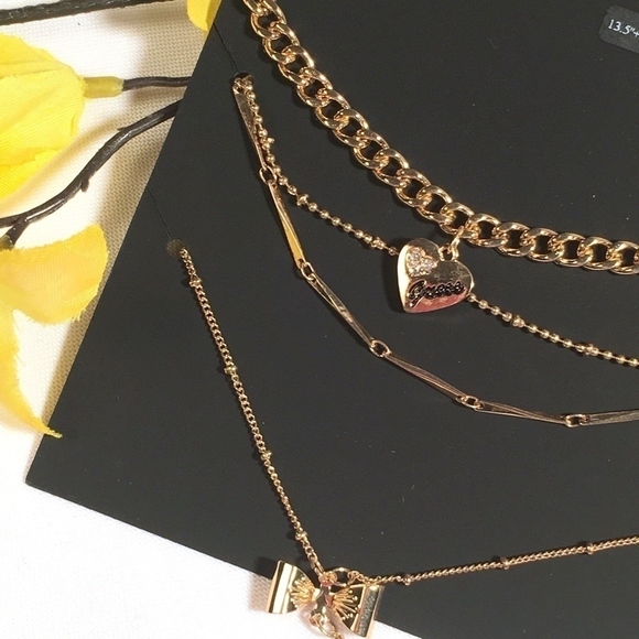 𝅺3/$29! GUESS Layered Necklace Heart & Bow Gold - Picture 8 of 8